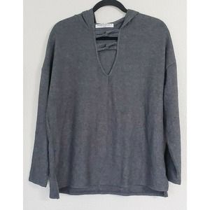 Project Social T Women's‎ Gray Pullover Hoodie with Keyhole Chest Accent. Size M